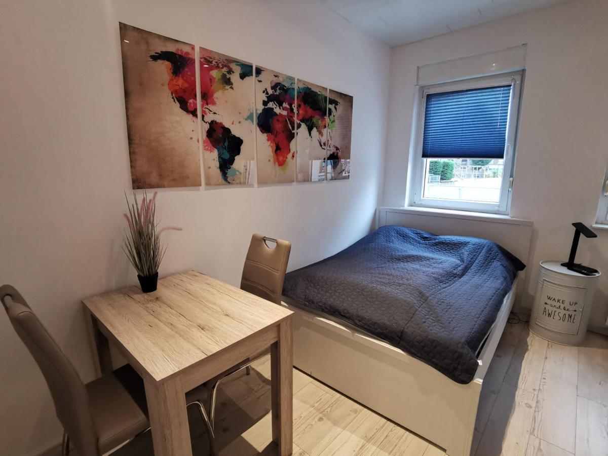 Gemuetliches Zimmer Mit Eigenem Bad Und Kueche Swisttal エクステリア 写真